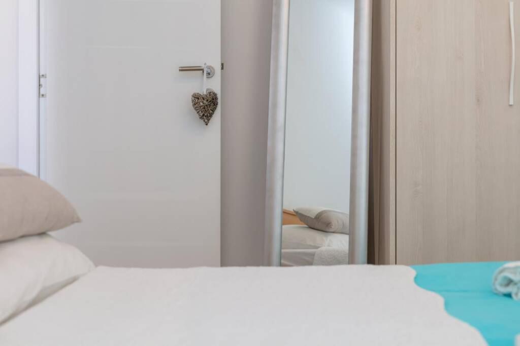 Seaview Apartment Sparkle Iskra - Povlja, Brac Povlja  Exteriör bild